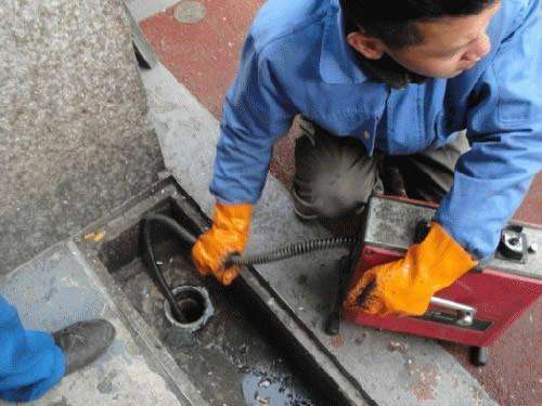 萨迦疏通下水道